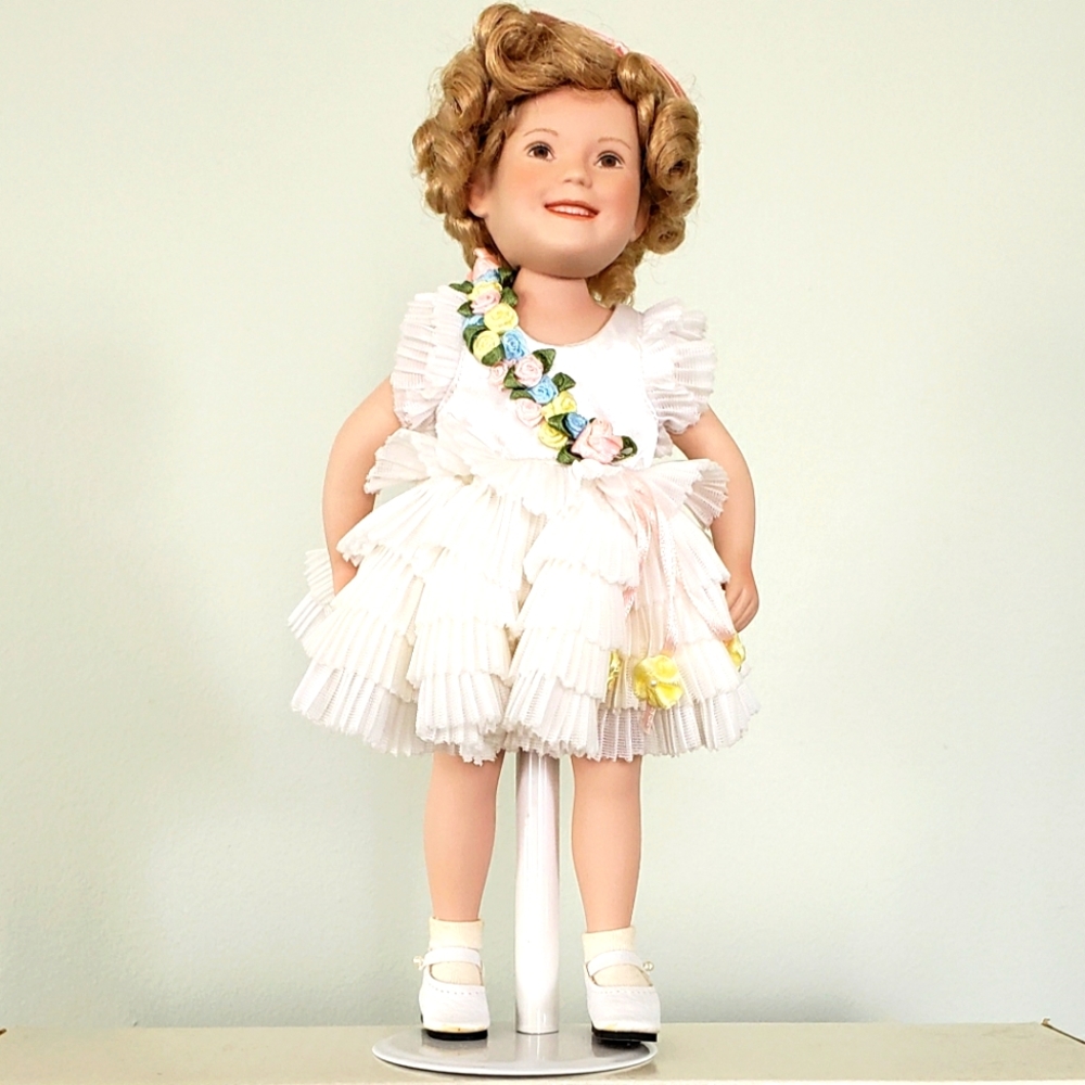 "Curly Top" Shirley Temple Movie Classics doll.